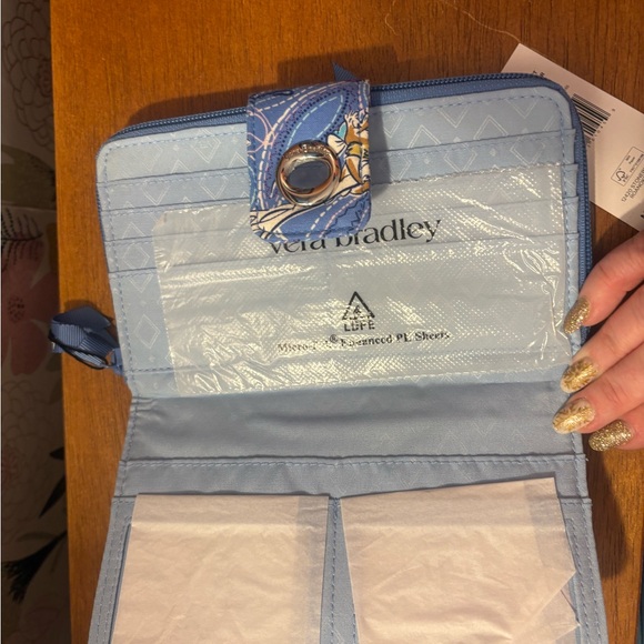 Vera Bradley Disneys Cinderella Wallet. NWT - Picture 3 of 4